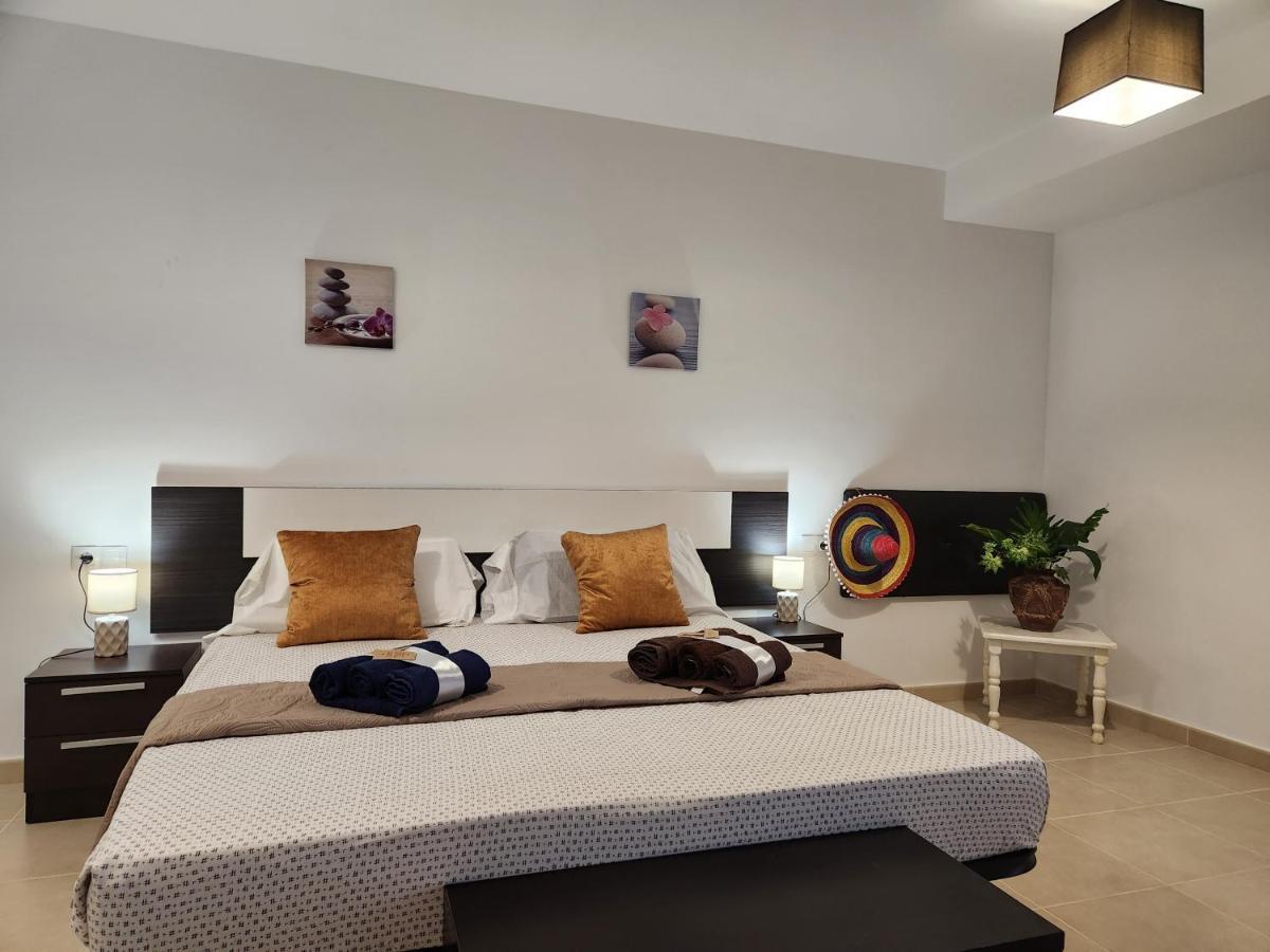 Triplex 8 Islas كاليتا ذي فوستي المظهر الخارجي الصورة